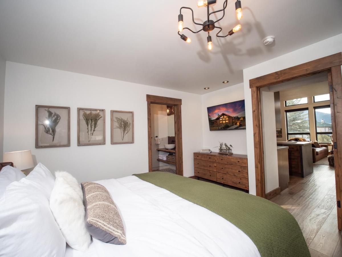 Chic Retreat Indoor Outdoor Fireplace, Private Jacuzzi, Great Location! Estes Park Luaran gambar