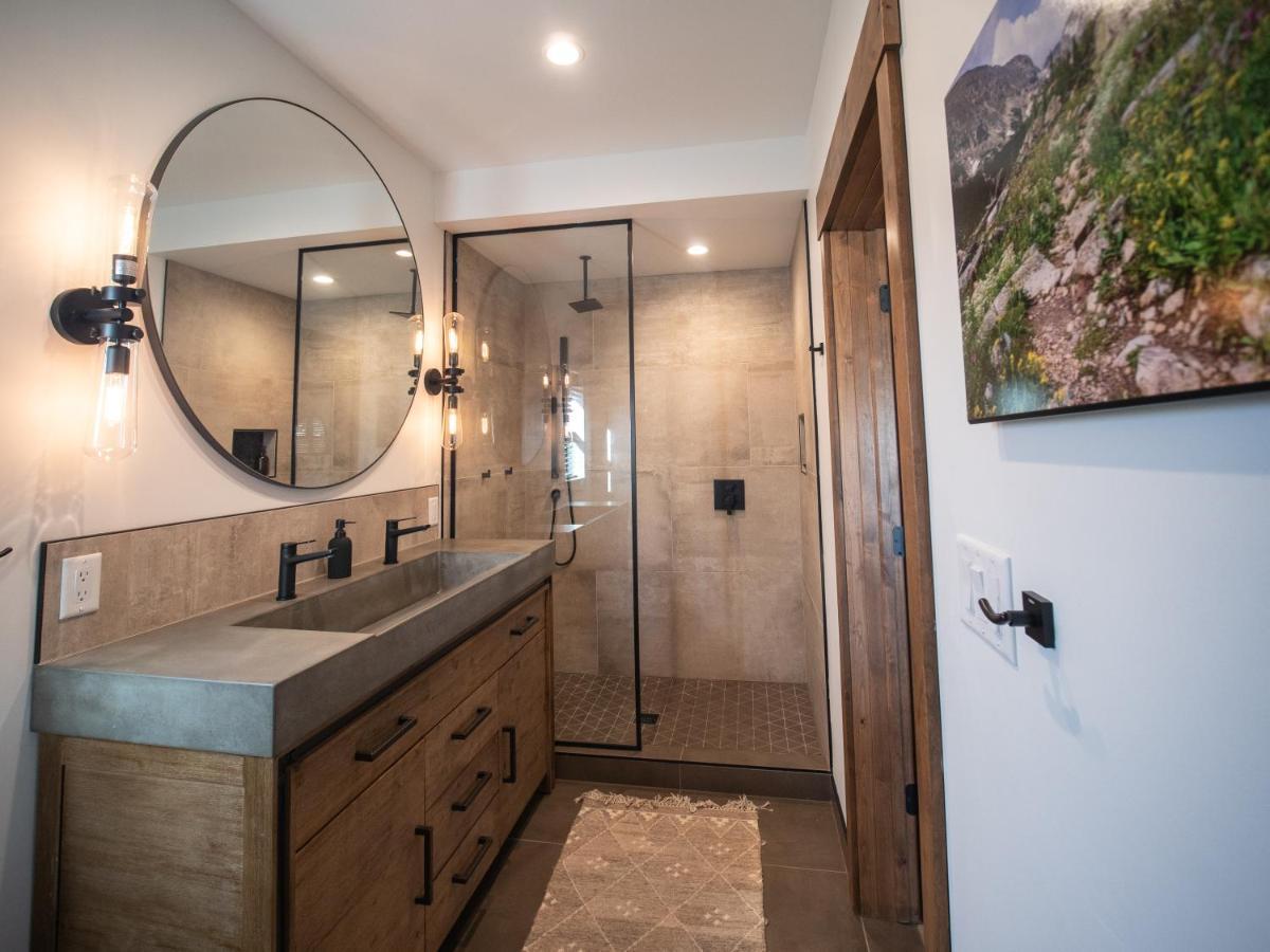 Chic Retreat Indoor Outdoor Fireplace, Private Jacuzzi, Great Location! Estes Park Luaran gambar